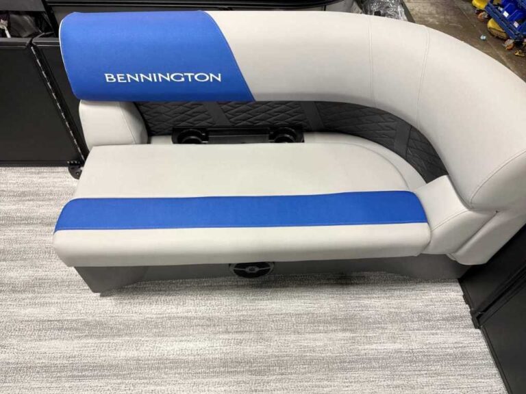 2026 Bennington 20SL - Performance Double Toon - Blackout US-ETWS9675K526 [photo 3]